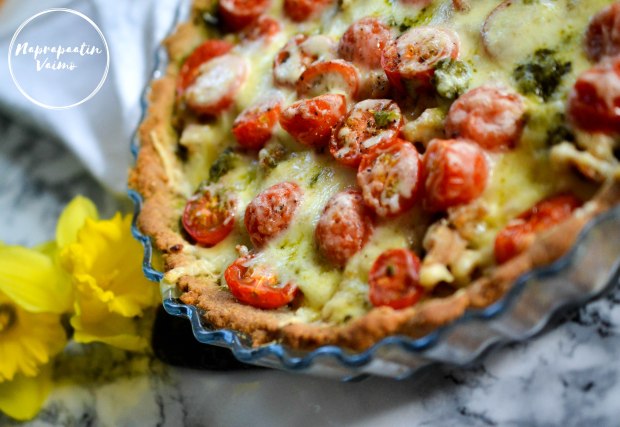 Gluteeniton_juustopiirakka-1