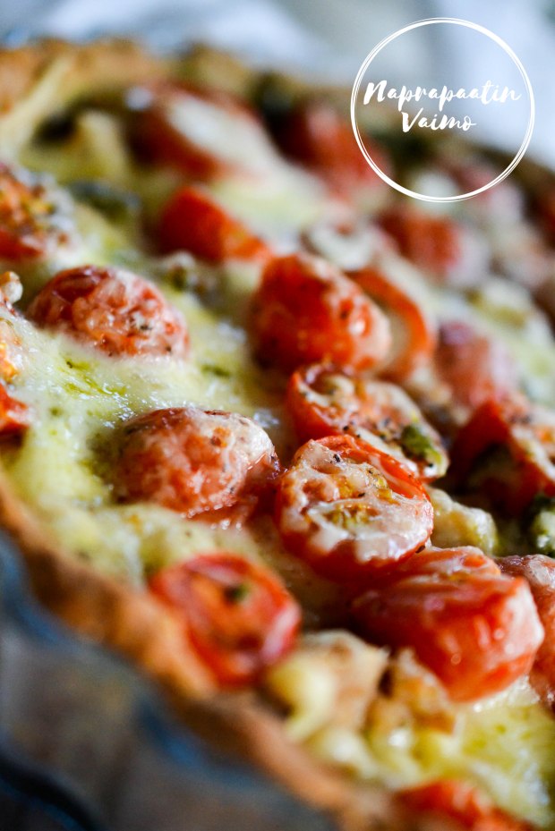 Tomaatti_juusto_suolainen_piirakka-1