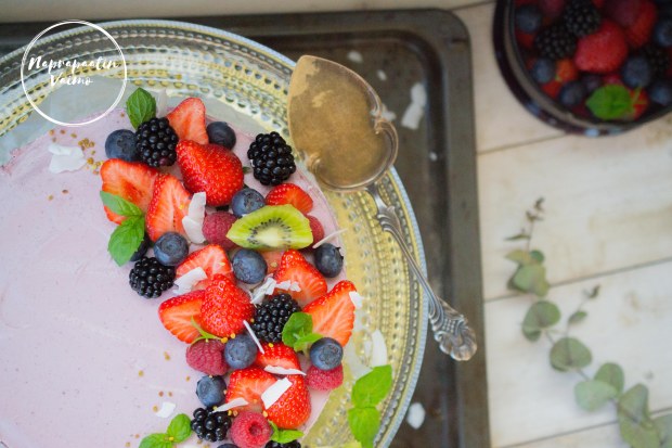 mansikka_raakakakku-0113